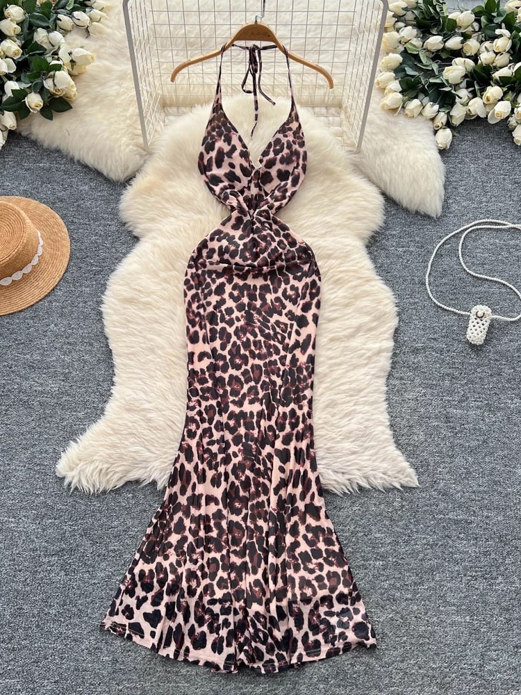 Double trouble halter dress CD785 images